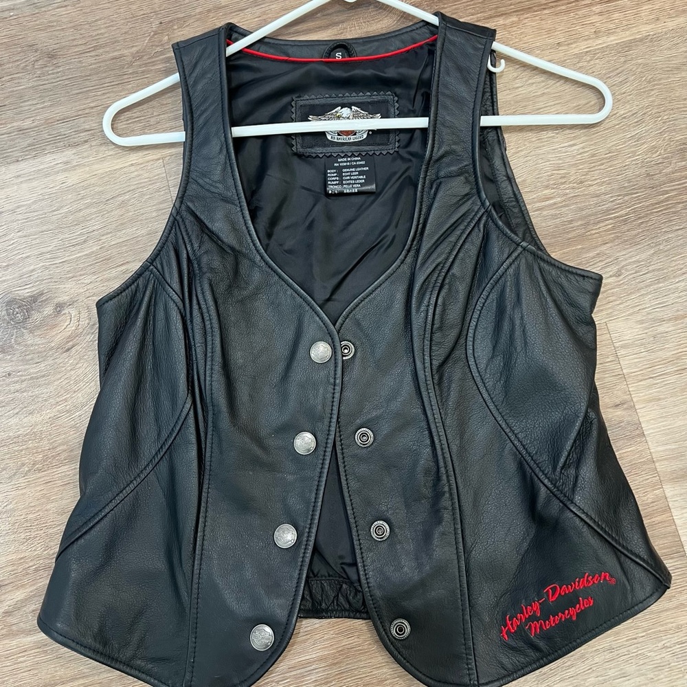 Harley Davidson Leather Women Button Vest